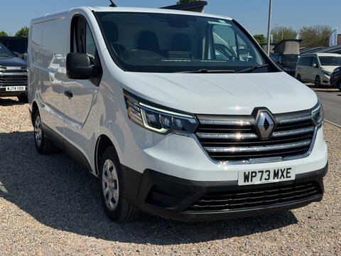 Renault Trafic Swb L1h1 Low WP73MXE White #4