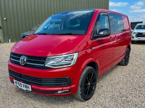 Volkswagen Transporter Crew Cab HF69VWH Red #3