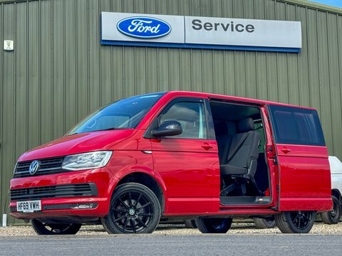 Volkswagen Transporter Crew Cab Red