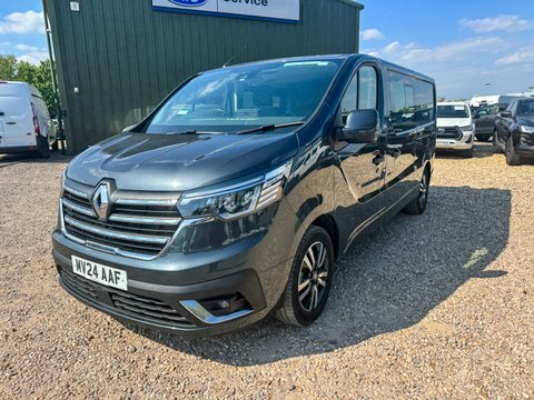 Renault Trafic Crew Cab Grey