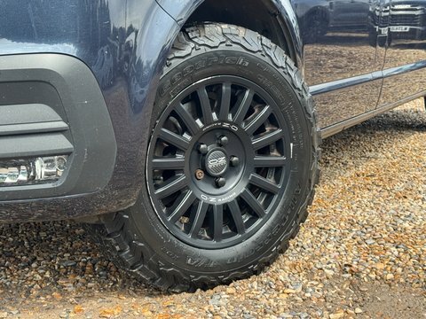 Volkswagen Transporter Lwb L2h1 RK70VYT Blue #2