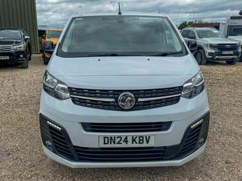 Vauxhall Vivaro Lwb L2h1 Low DN24KBV White #4