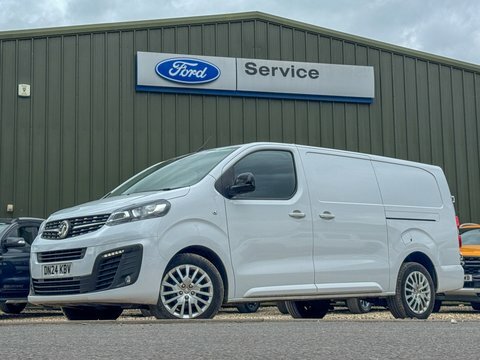 Vauxhall Vivaro Lwb L2h1 Low White