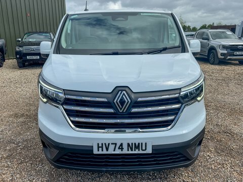 Renault Trafic Swb L1h1 Low HV74NMU White #4