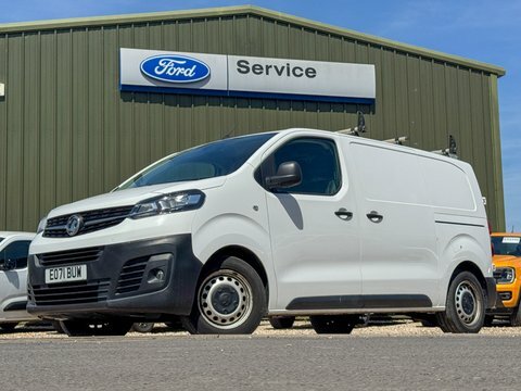 Vauxhall Vivaro Swb L1h1 Low White