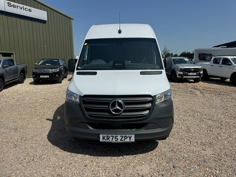 Mercedes-Benz Sprinter Mwb L2h2 KR75ZPY White #3