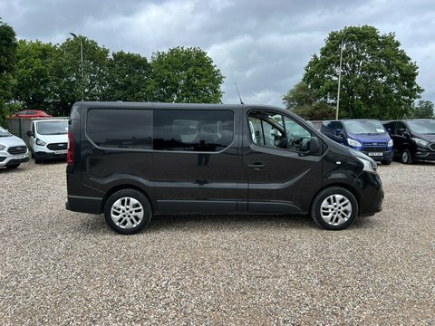 Renault Trafic Crew Cab Swb RO17XUV #5