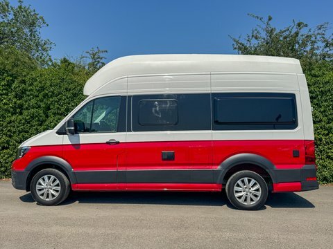 Volkswagen Grand California 600 Camper Red #5