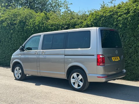 Volkswagen Transporter Shuttle 2.0 Tsi Bluemotion Beige #6