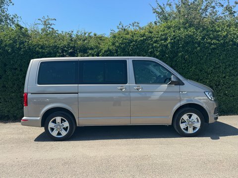 Volkswagen Transporter Shuttle 2.0 Tsi Bluemotion Beige #4