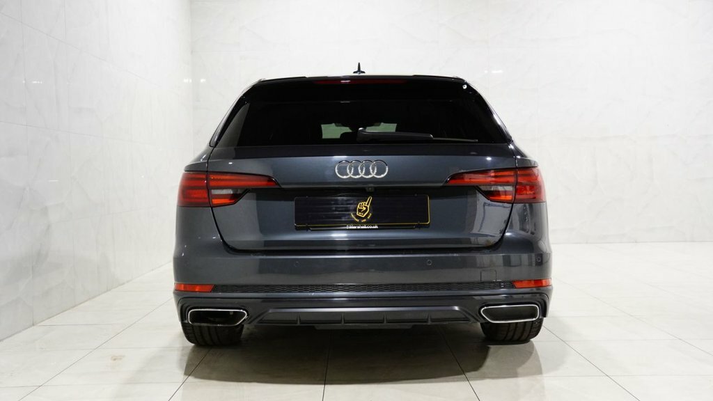 Audi A4 Avant 2L Black Edition HC19CZF Grey #5