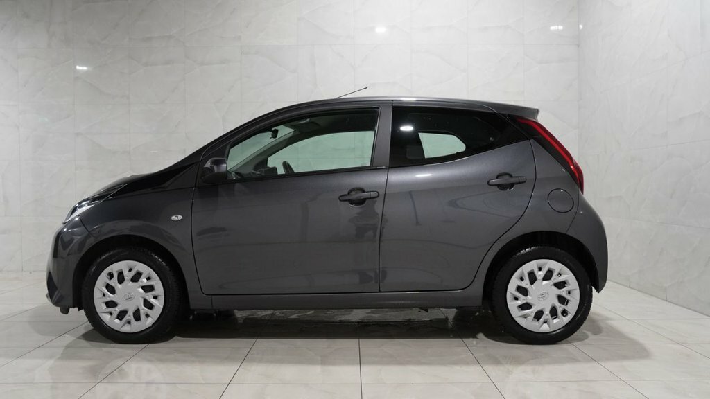 Toyota Aygo 1L X-play RV21EZF Grey #6