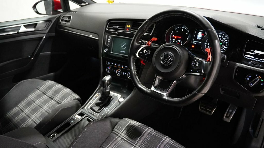 Volkswagen Golf Gtd Red #2