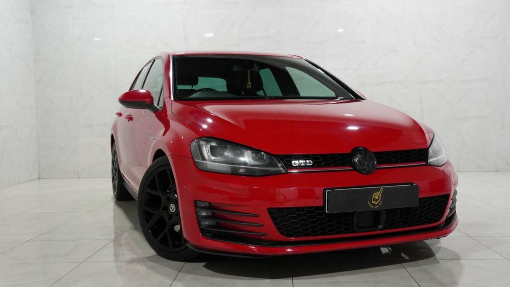 Volkswagen Golf Gtd Red