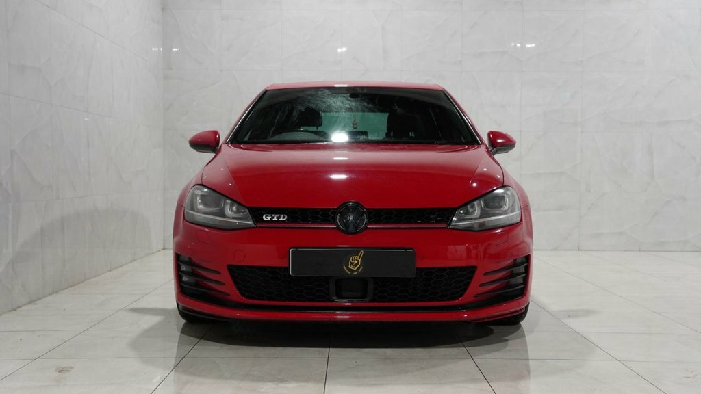 Volkswagen Golf Gtd Red #4
