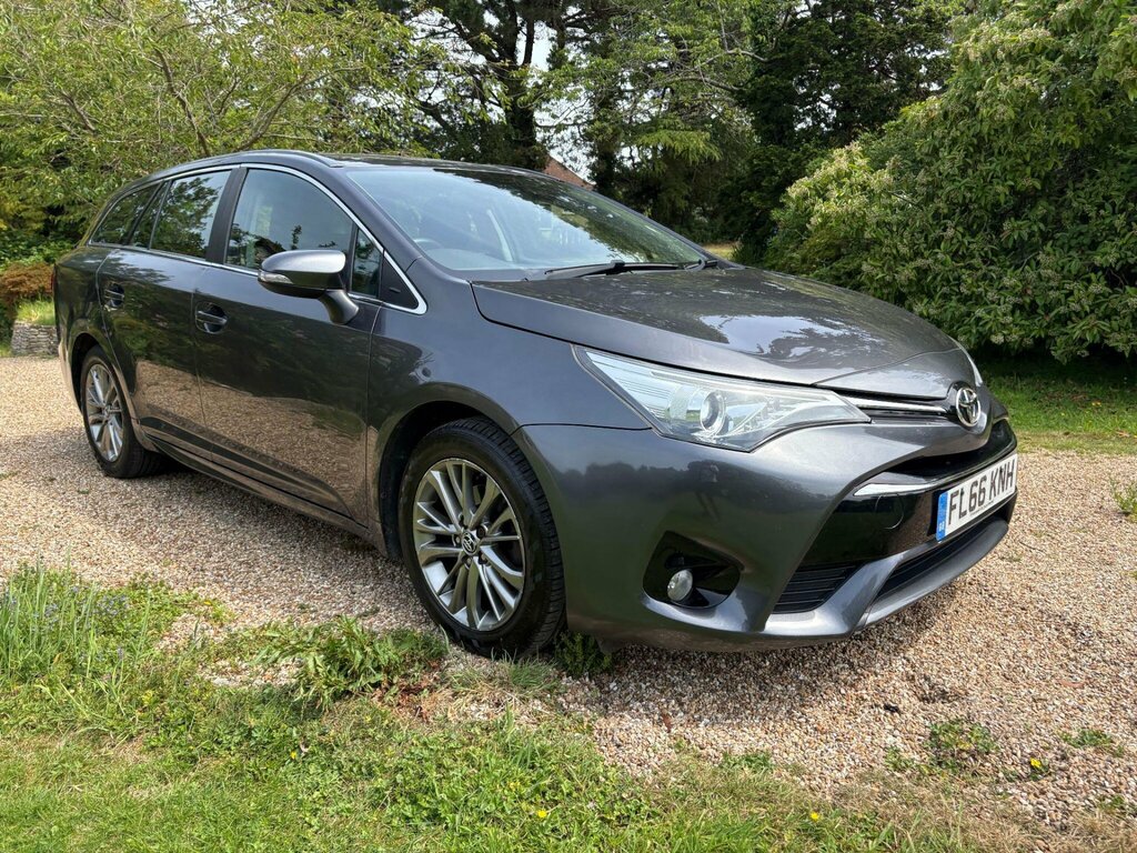 Toyota Avensis 1.6 D-4d Business Edition Touring Sports Euro 6 S Grey #6