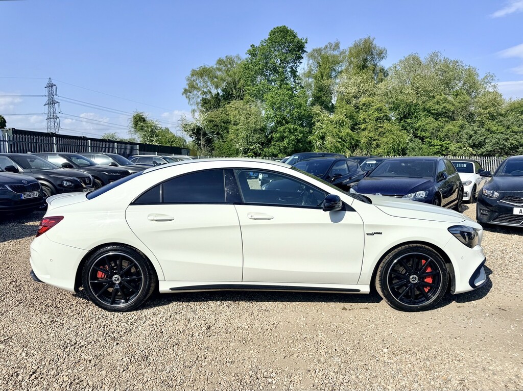Mercedes-Benz CLA Class Saloon 2.0 Cla45 Amg Coupe Spds Dct 4Matic Euro 6 White