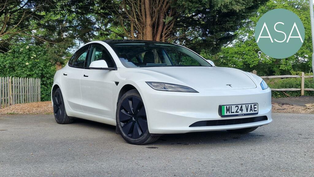 Tesla Model 3 Saloon Saloon Rwd 208 Ps 2024 White