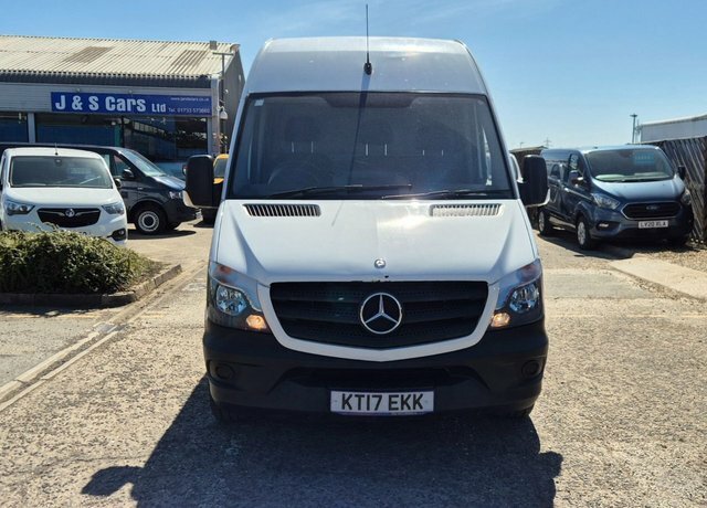 Mercedes-Benz Sprinter 314 Cdi Panel Van KT17EKK White #2