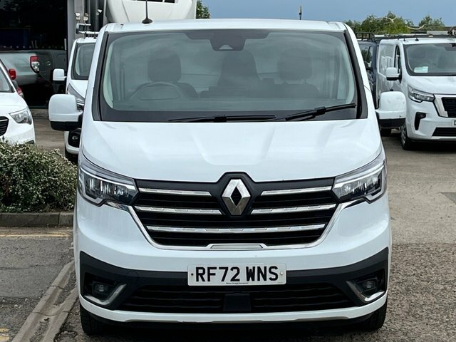 Renault Trafic Dci Blue Sl28 Sport RF72WNS White #2