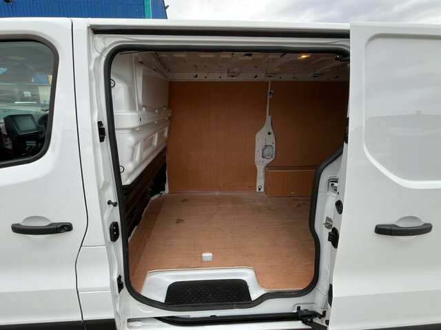 Renault Trafic Dci Blue Sl30 Advance YL74FLA White #6