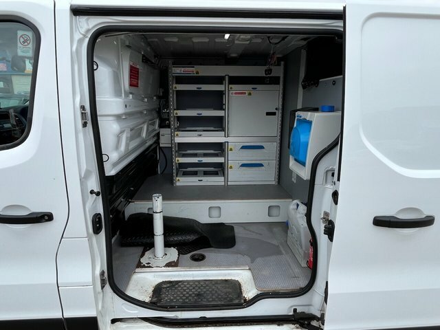 Vauxhall Vivaro Cdti 2900 Panel Van DV18BKK White #5
