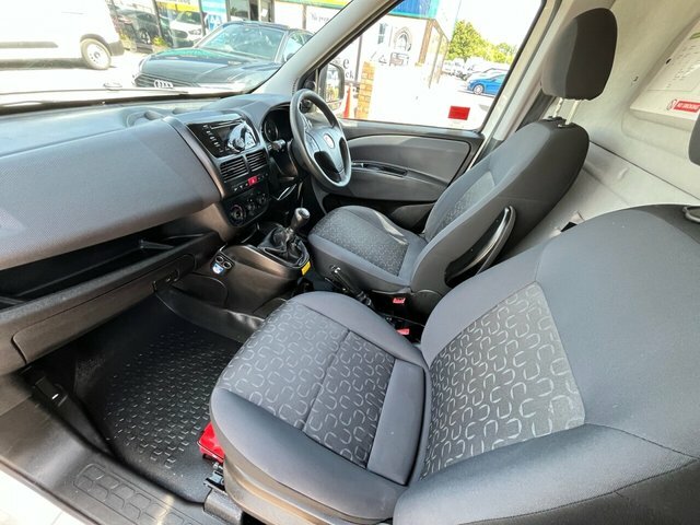 Fiat Doblo Multijetii Sx Panel Van White #4