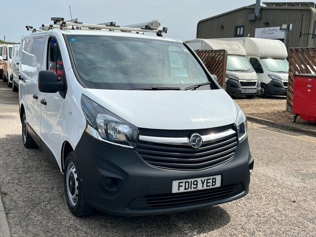 Vauxhall Vivaro Cdti 2900 Panel Van White