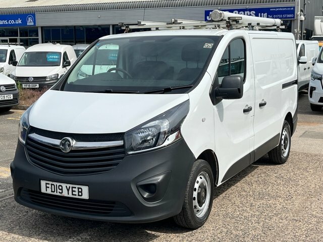 Vauxhall Vivaro Cdti 2900 Panel Van FD19YEB White #3