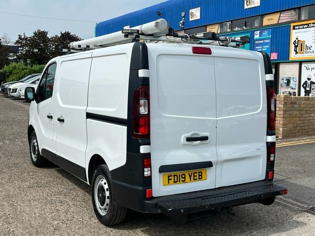 Vauxhall Vivaro Cdti 2900 Panel Van FD19YEB White #6