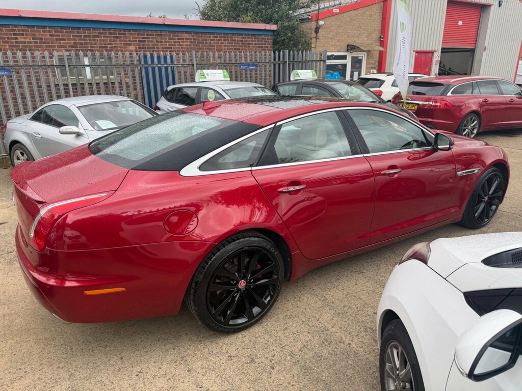 Jaguar XJ 3.0D V6 Portfolio Euro 5 Ss HJ64HYW Red #6