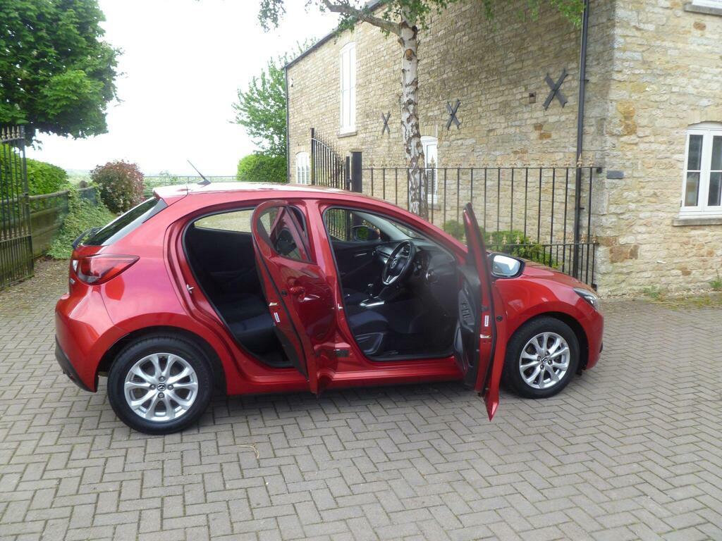 Mazda 2 1.5 Skyactiv-g Se-l Hatchback FH17VJY Red #3