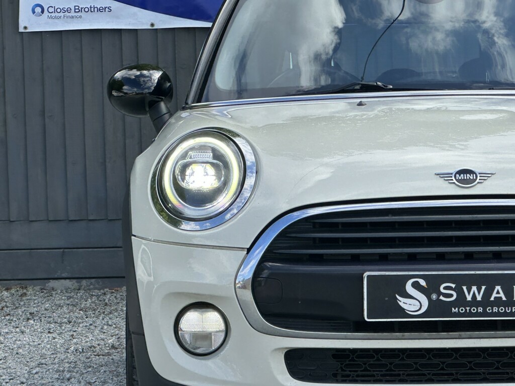 Mini Hatch Hatchback 1.5 5-Door Hatch Cooper White Pet GY18RZC White #6