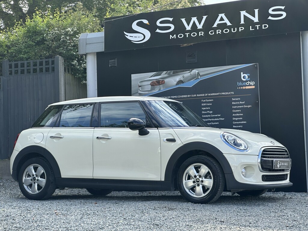 Mini Hatch Hatchback 1.5 5-Door Hatch Cooper White Pet GY18RZC White #4