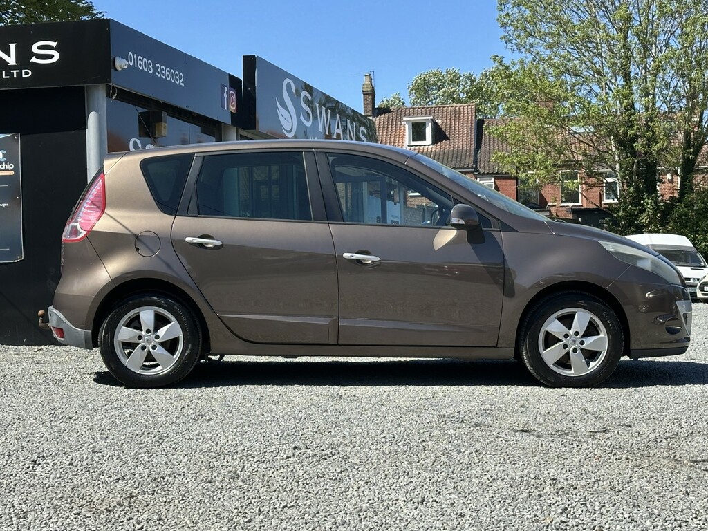 Renault Scenic Mpv 1.5 Dci Dynamique Tomtom 201161 Brown #5