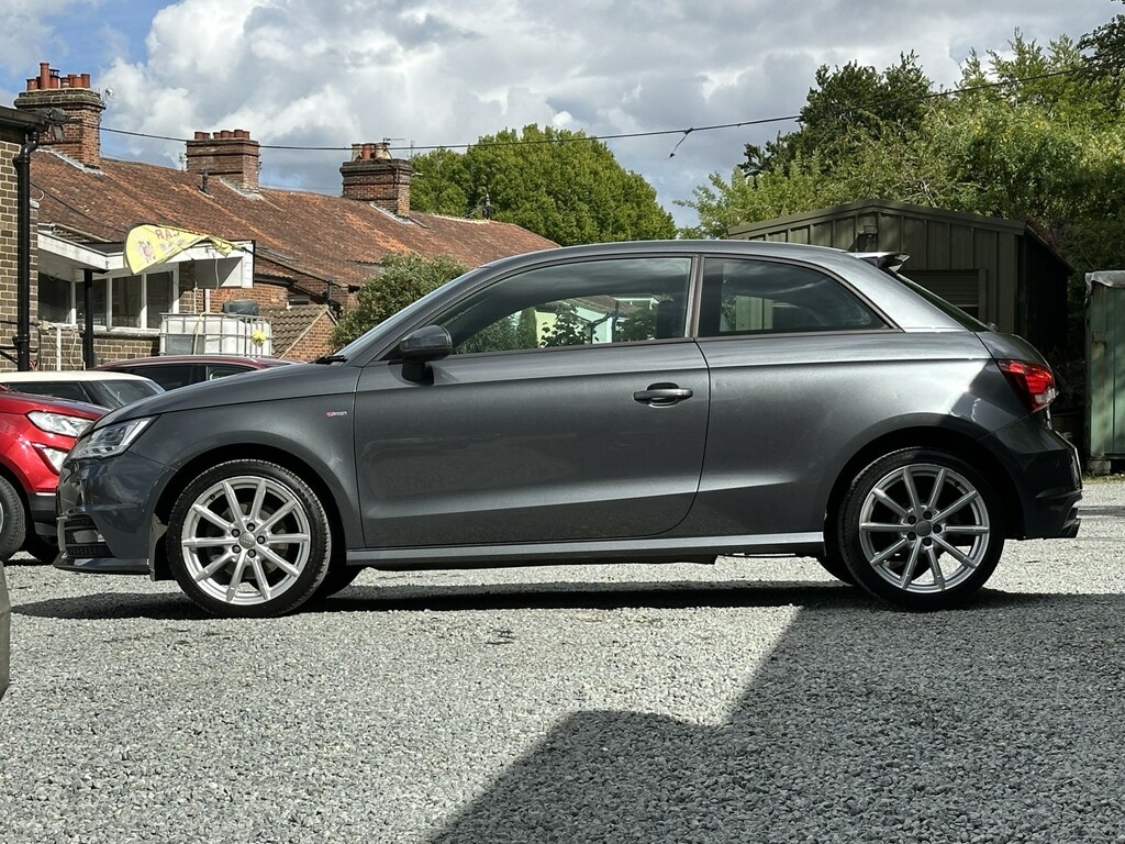 Audi A1 Hatchback 1.4 S-tronic Tfsi S-line Grey Petro LL16LRO Grey #3