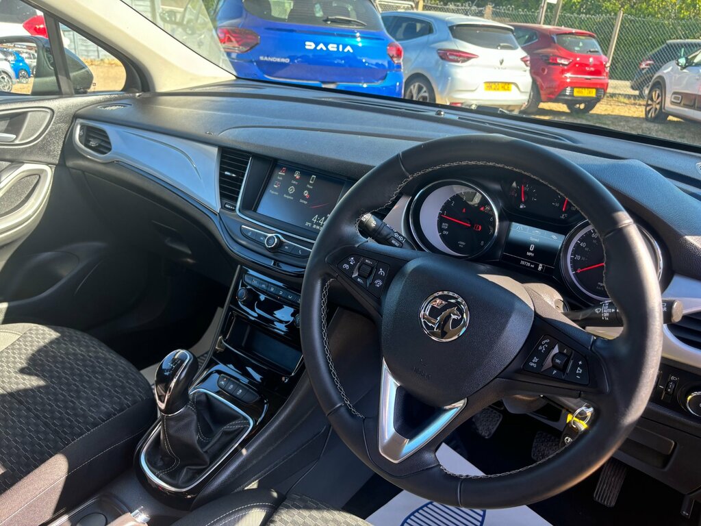 Vauxhall Astra 1.2 Turbo Sri Nav Hatchback Euro GF70JWE Black #6