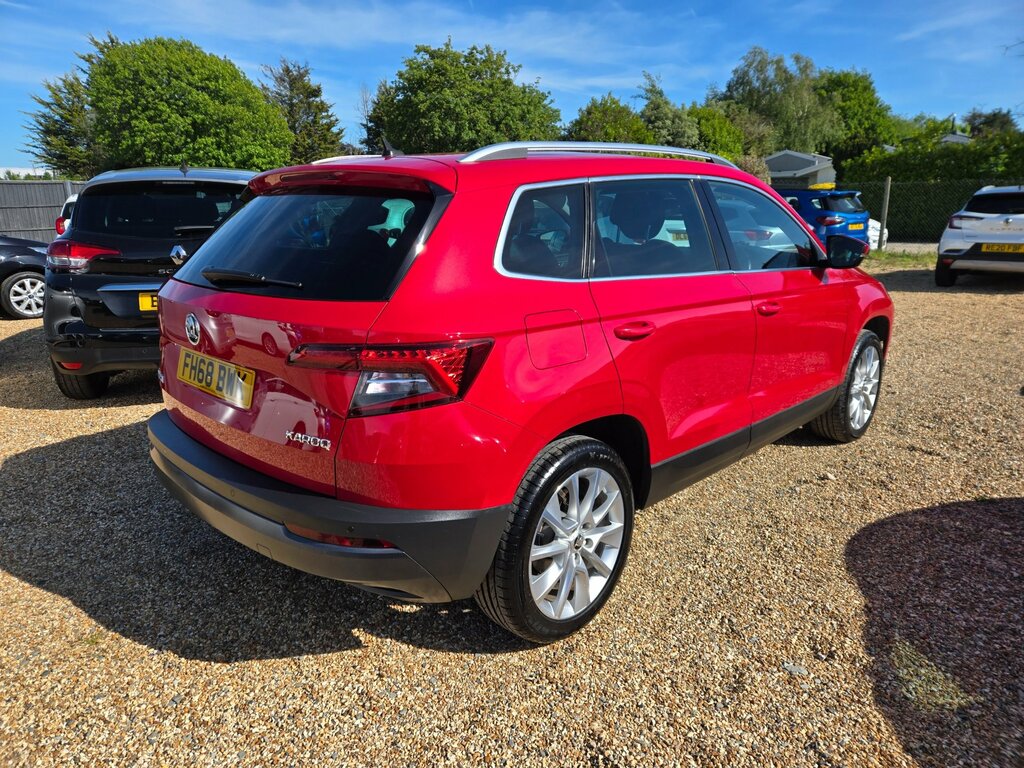 Skoda Karoq 1.5 Tsi Act Se L Suv Euro 6 Ss FH68BWK Red #5