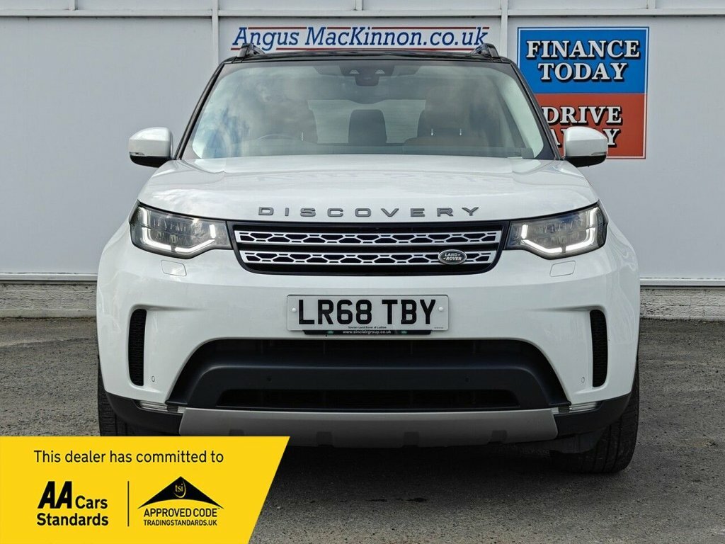 Land Rover Discovery 3L Hse LR68TBY White #3