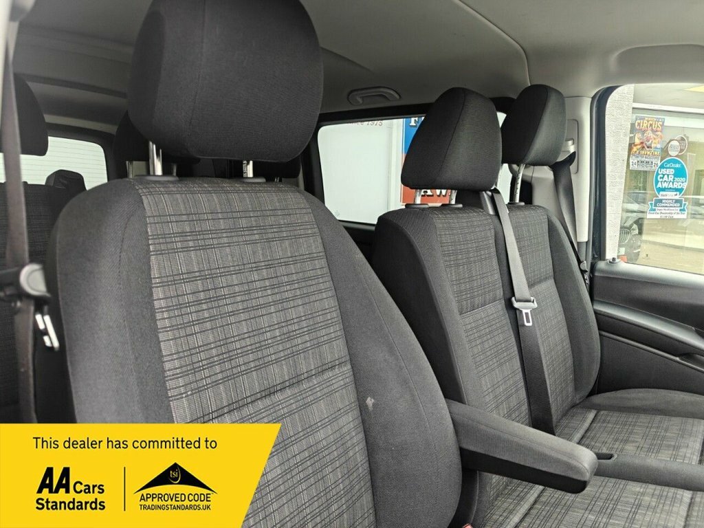 Mercedes-Benz Vito 2.1L Premium HX69VZU Black #3