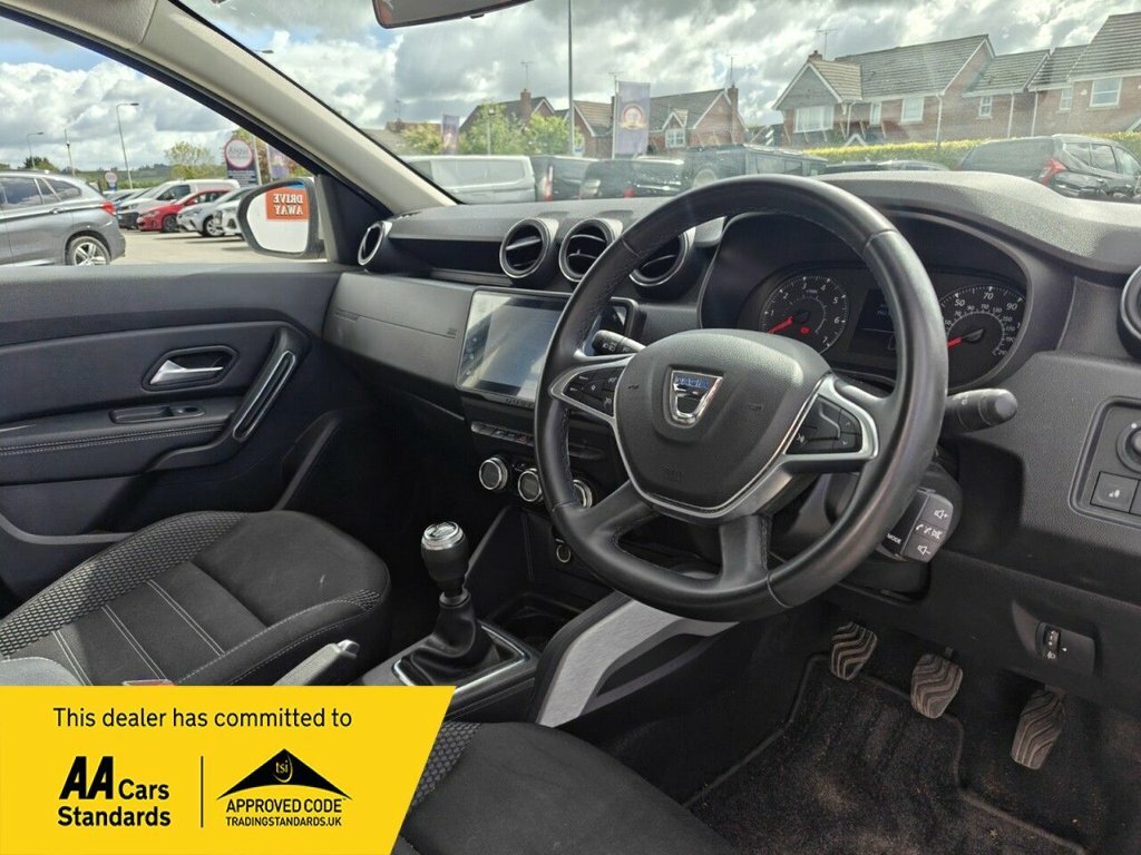 Dacia Duster 1.3L Prestige MA22USD Black #2