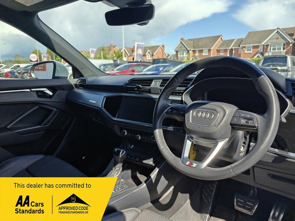 Audi Q3 1.5L S Line DX22WFY White #2