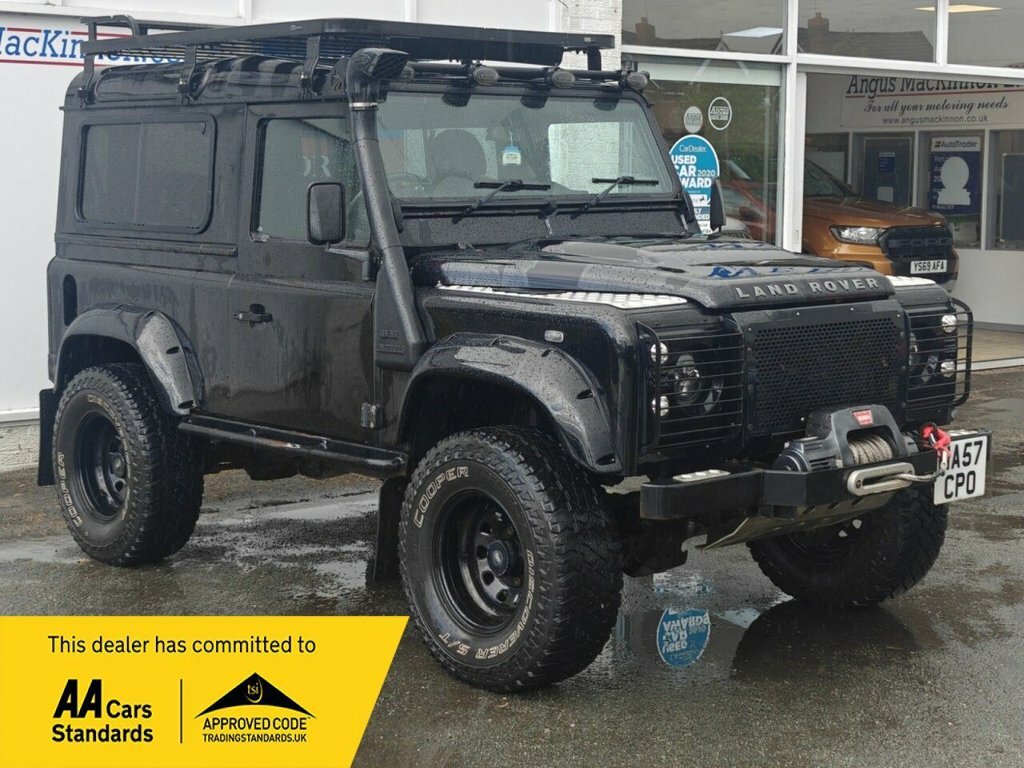 Land Rover Defender 2.4L Xs Black #6