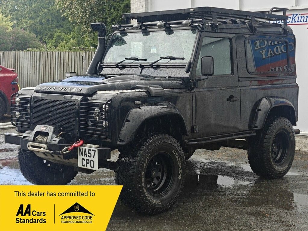 Land Rover Defender 2.4L Xs Black #3