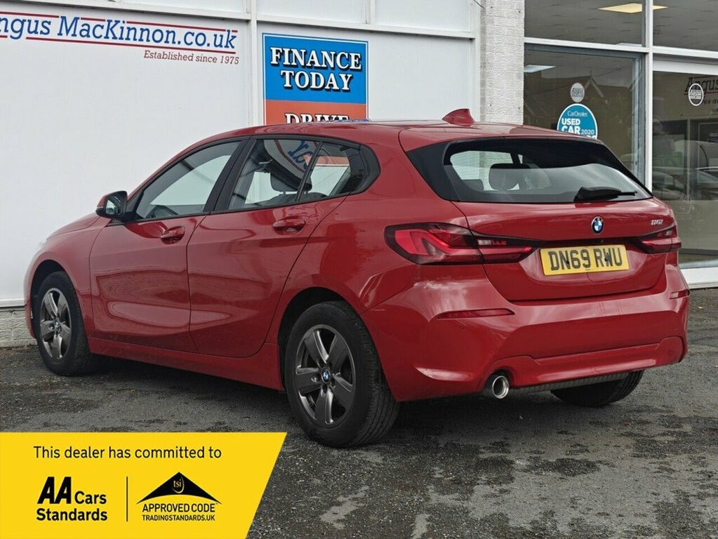 BMW 1 Series 1.5L Se Red #5