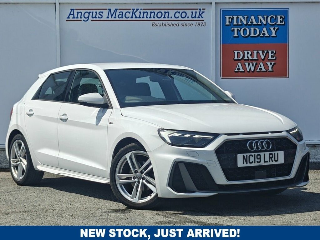 Audi A1 1.5L S Line White