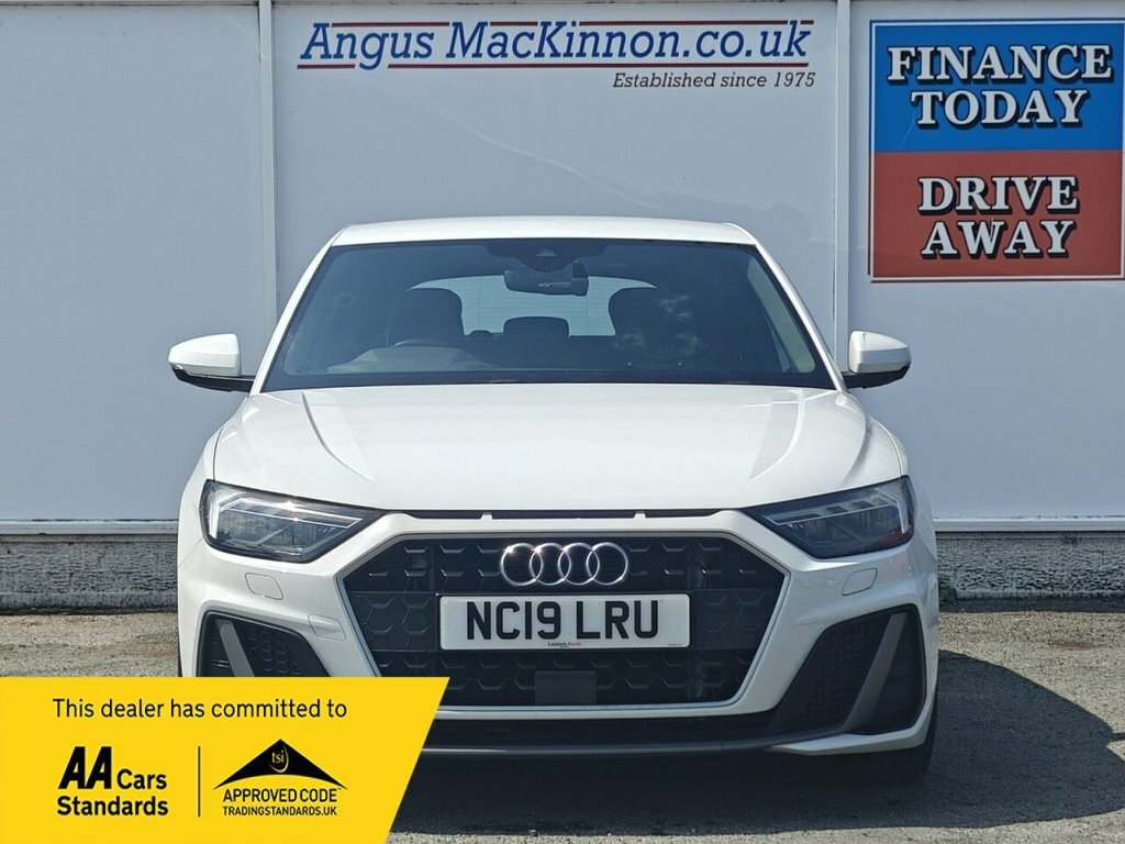 Audi A1 1.5L S Line White #3