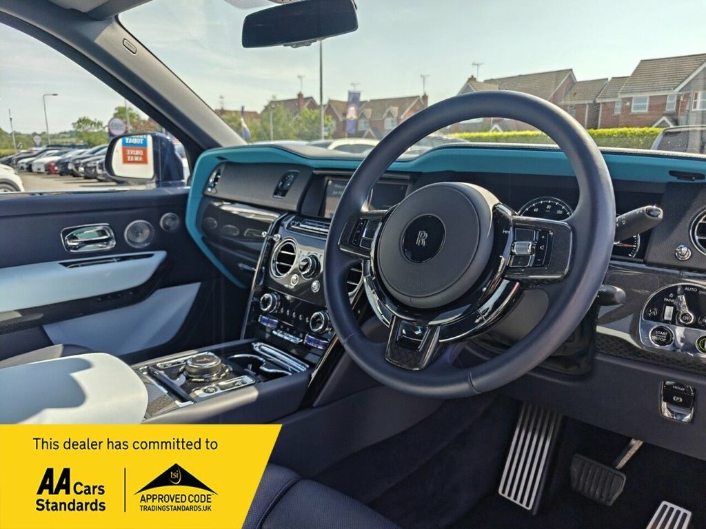 Rolls-Royce Cullinan 6.8L Black Badge  Blue #2