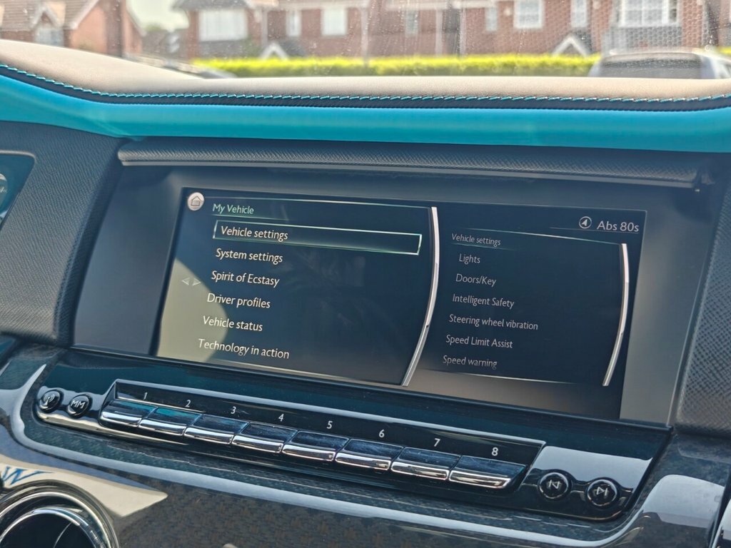 Rolls-Royce Cullinan 6.75 V12 Black Badge Suv 4Wd Euro EY73XBO Green #20