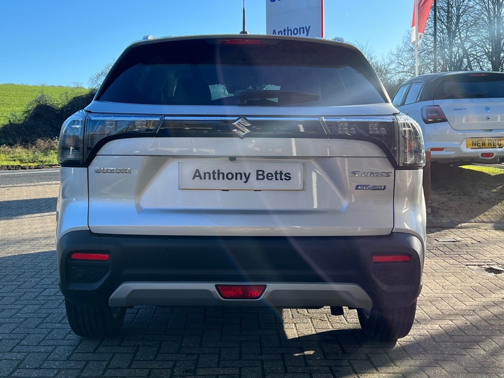 Suzuki S Cross 1.4 Boosterjet 48V Hybrid Motion Silver #5